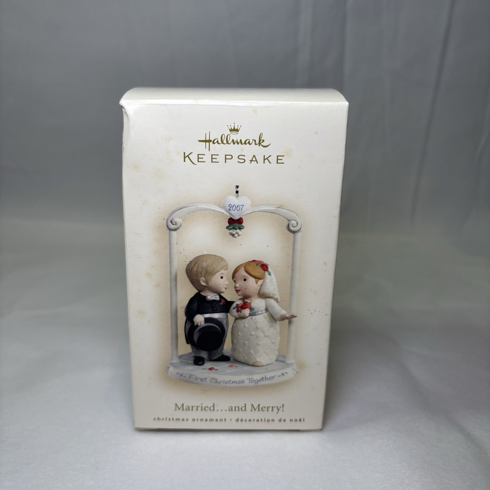 2007 Hallmark Keepsake Ornament Married and Merry! First‎ Christmas Together